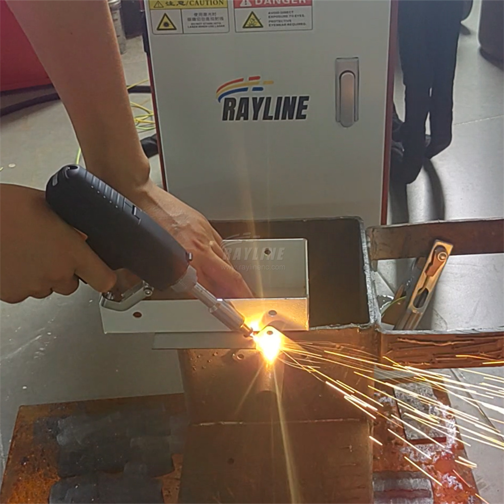 Industrial Laser Welding Machine - Nouveau Style Mini soudeuse Laser portative